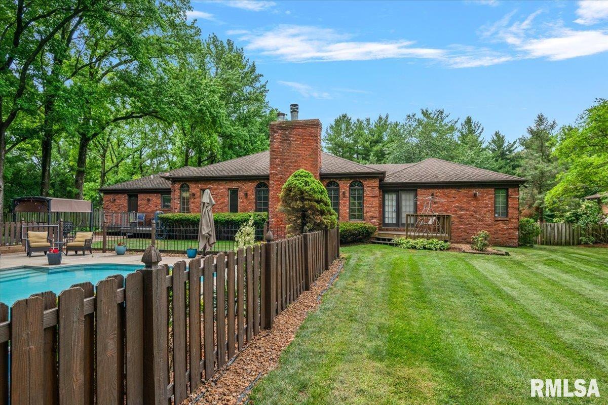 2223 Cardinal Drive Springfield, IL 62704 - Photo 74 of 92