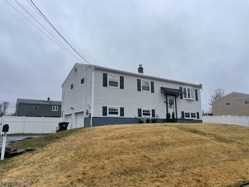 9 Montrose Road Somerset, NJ 08873 - Photo 1 of 19