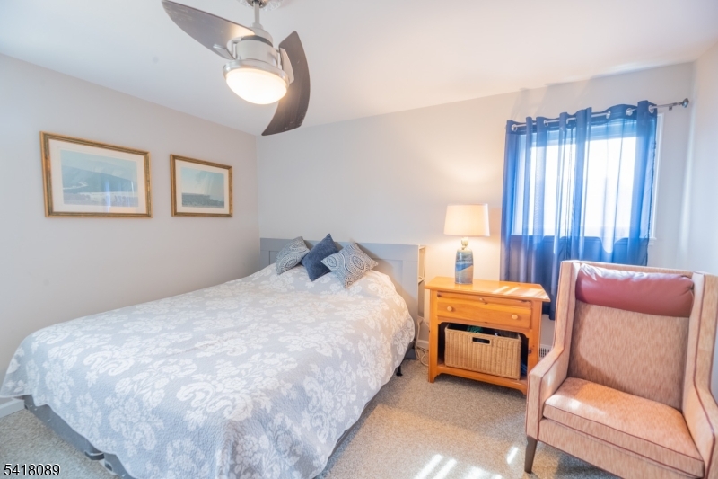 9 Montrose Road Somerset, NJ 08873 - Photo 17 of 19