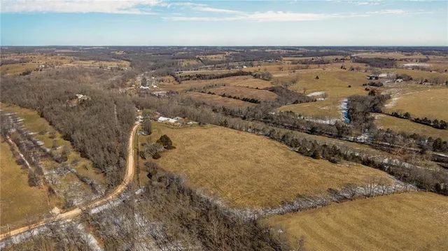 $245,000 | 640 Brown Springs Road, Marionville, MO 65705