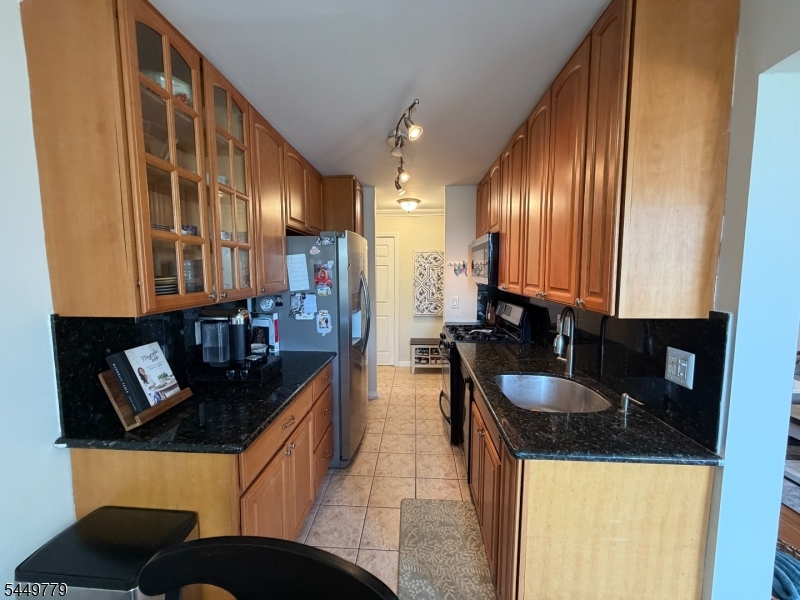 1 River Road, Unit L Nutley, NJ 07110 - Photo 9 of 17