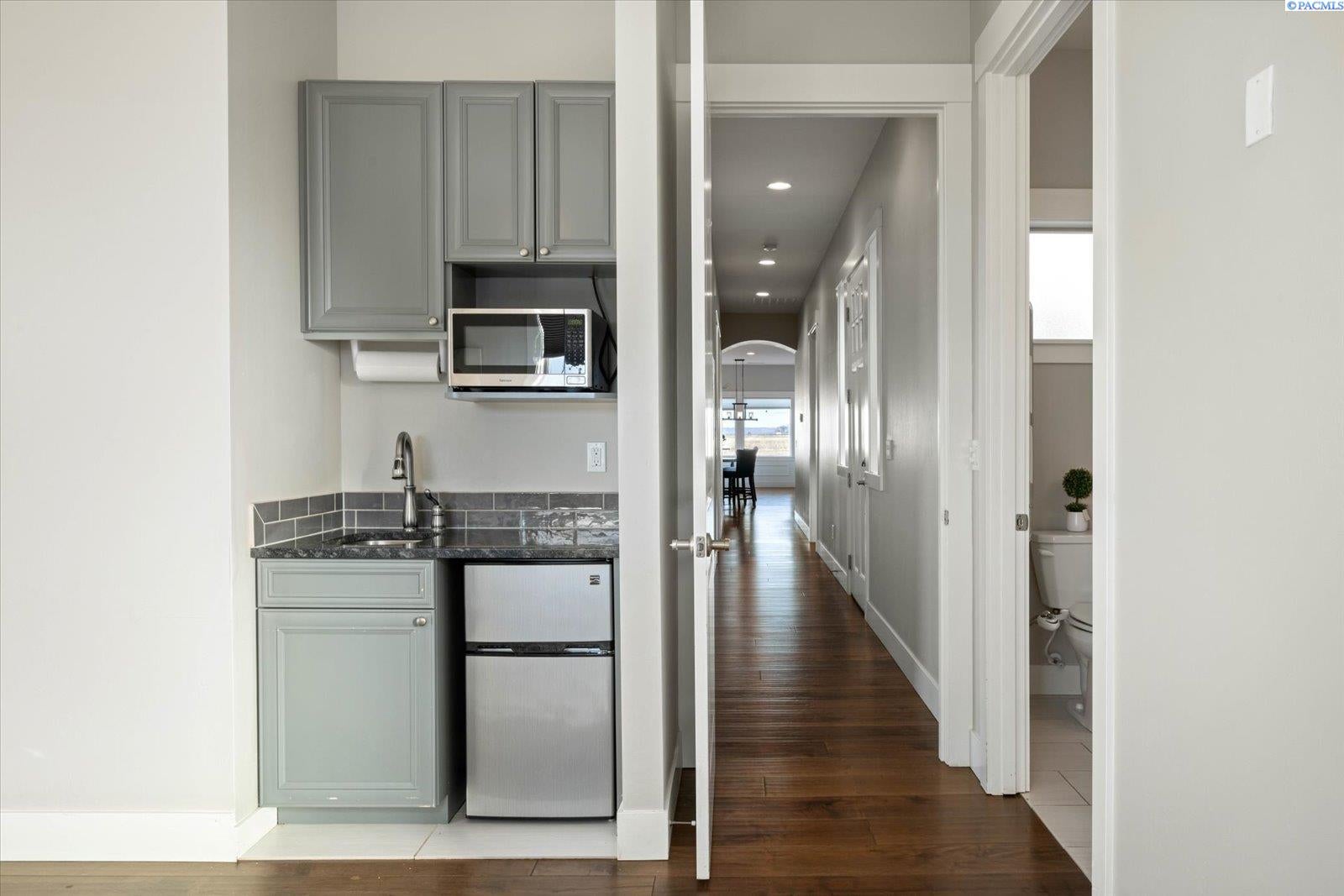 11201 Mathews Road Pasco, WA 99301 - Photo 36 of 44 Gallery Image 36