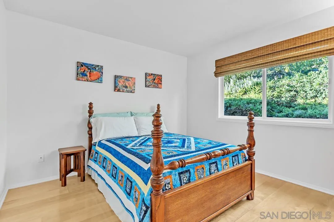 290 North Old Hill Road Fallbrook, CA 92028 - Photo 18 of 47 a bedroom with bed and a window