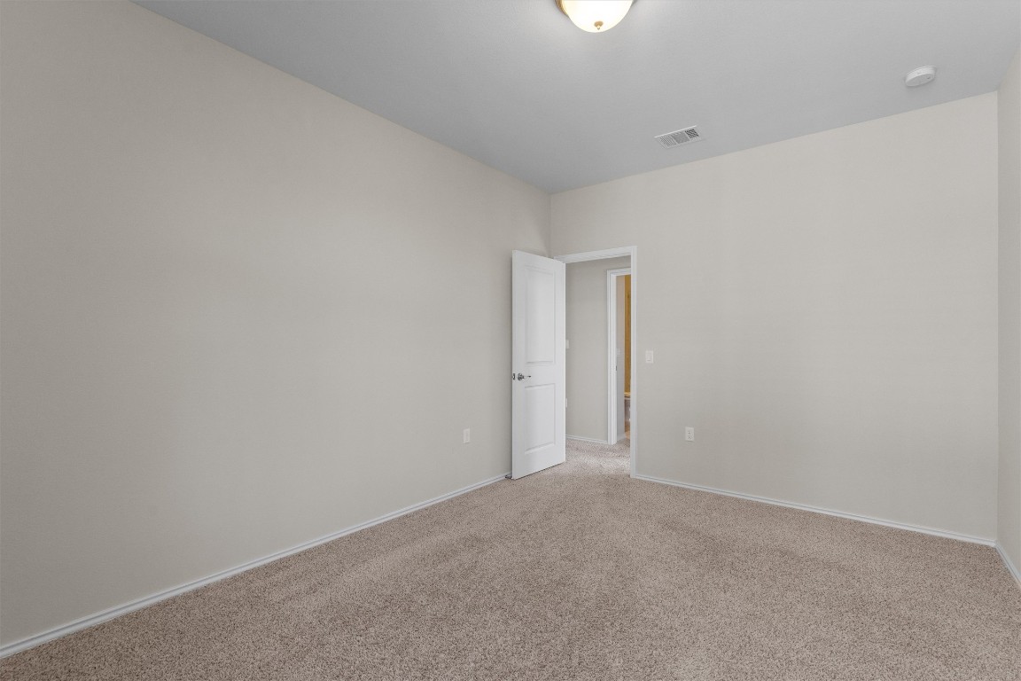 9416 Hunter Lane Austin, TX 78748 - Photo 25 of 35 a view of an empty room
