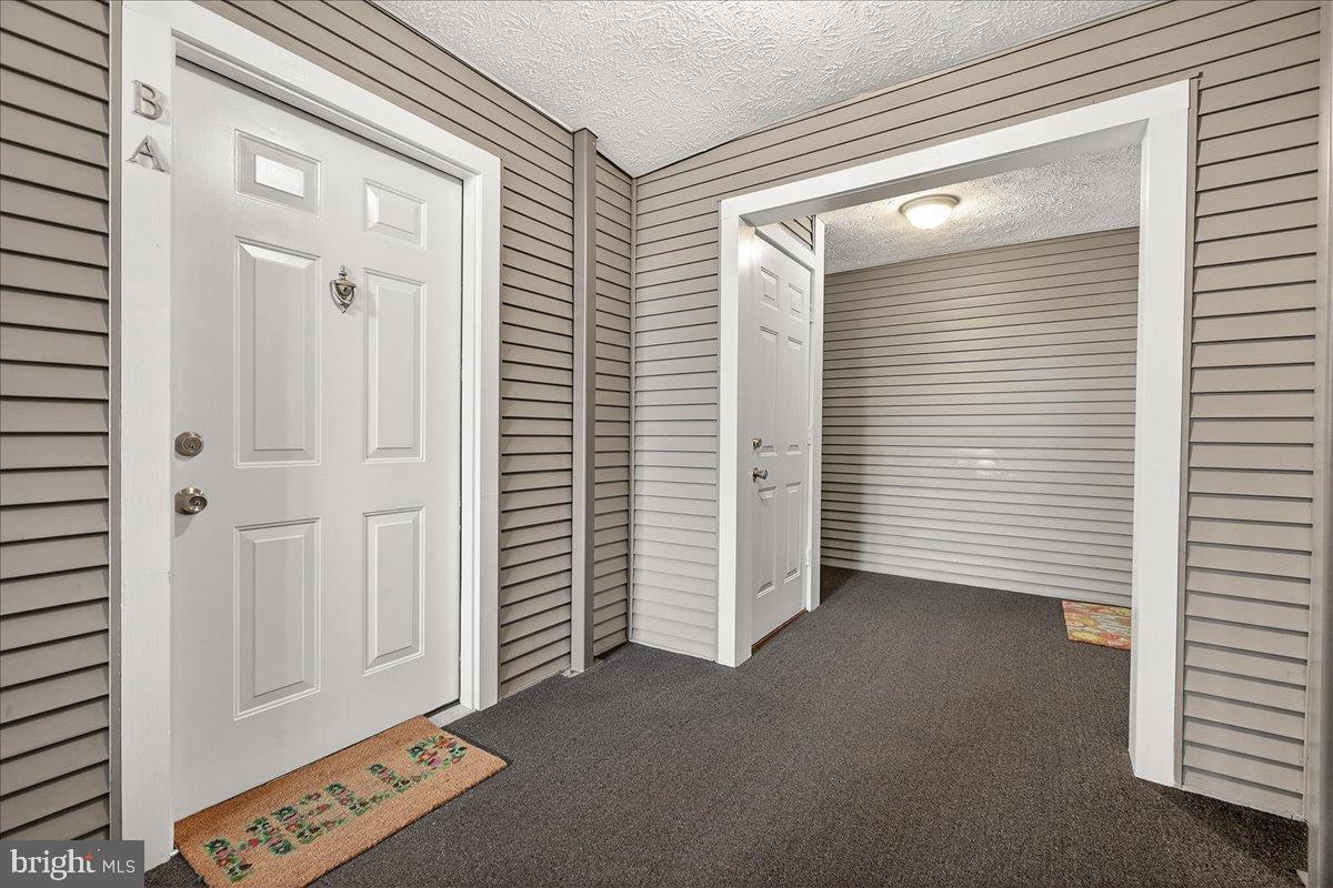 2141 Wainwright Court, Unit BA Frederick, MD 21702 - Photo 25 of 42 Inviting entryway with modern charm.