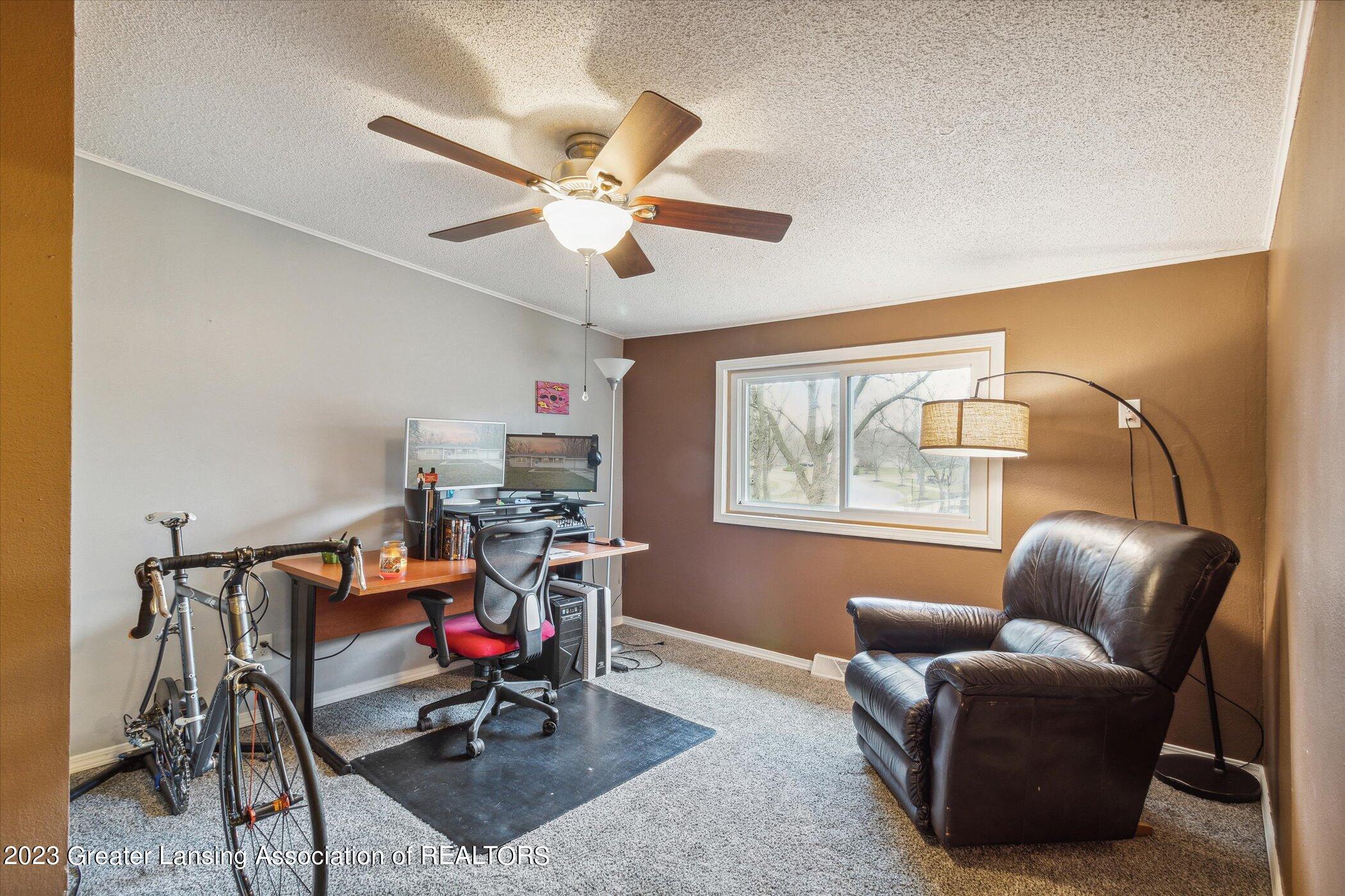 1322 North Canal Road Lansing, MI 48917 - Photo 7 of 16 15-1322-N-Canal-Rd-Lansing-MI-48917-Wind