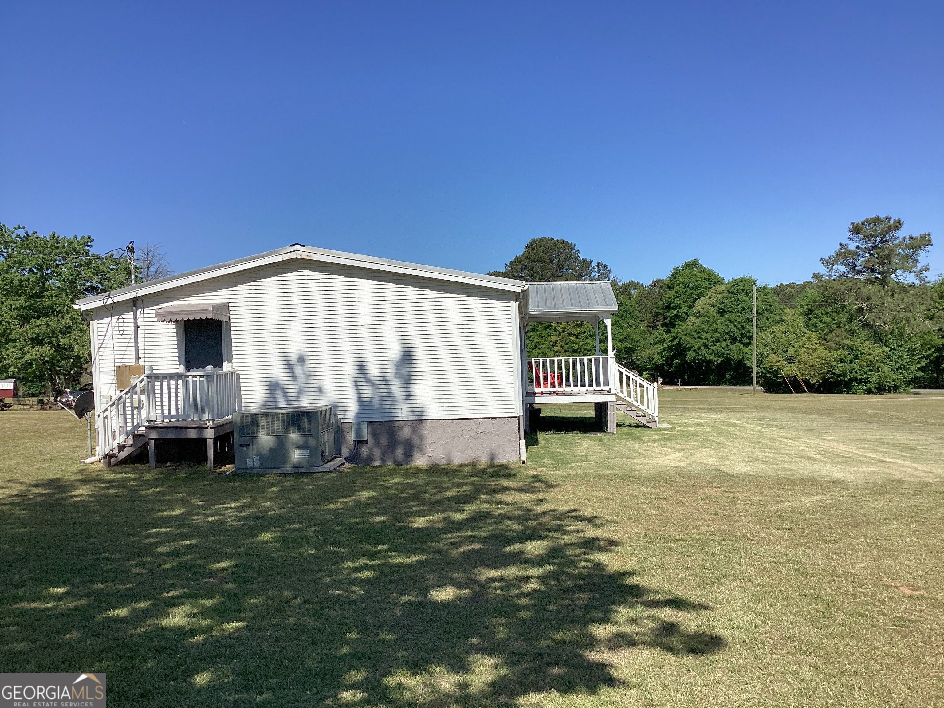 935 Cannafax Road Barnesville, GA 30204 - Photo 4 of 30