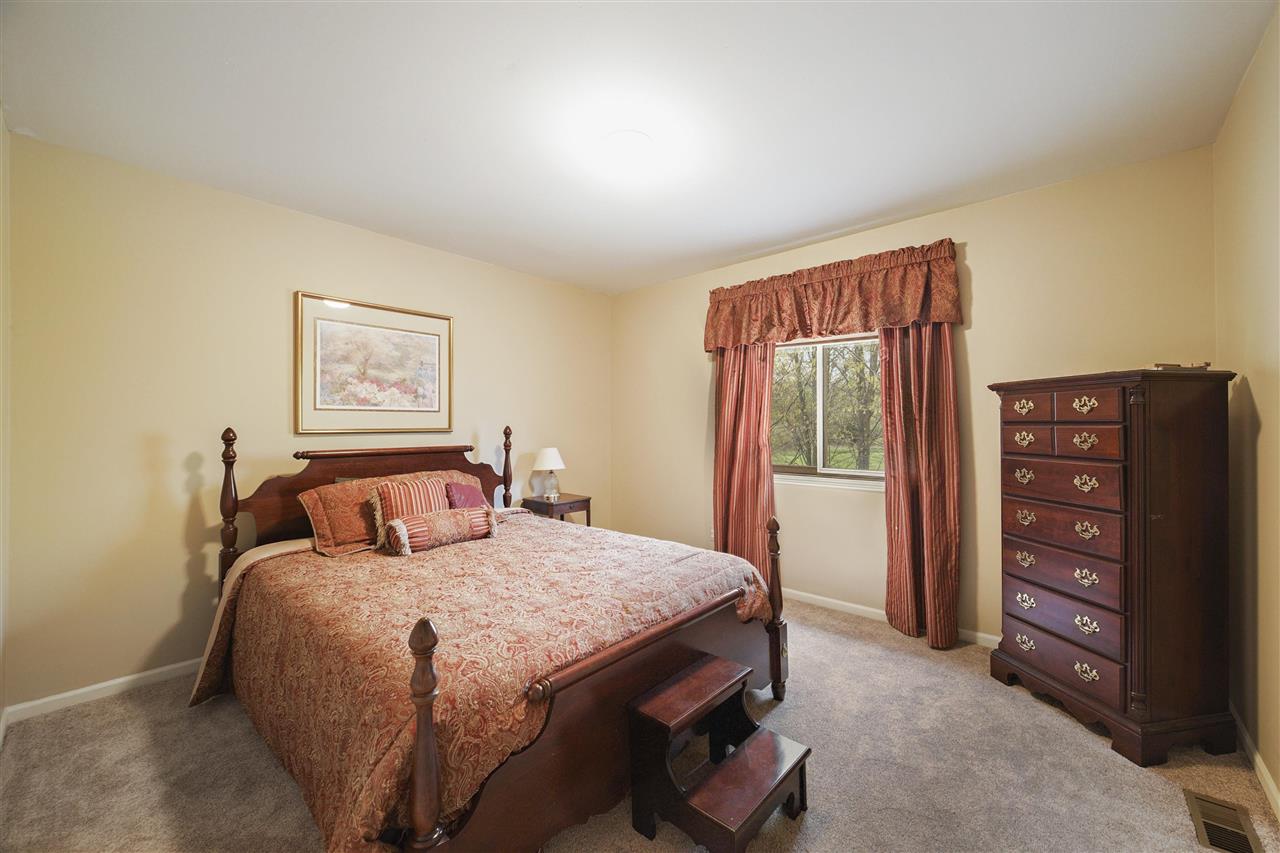 920 Letts Road Oakland, MI 48363 - Photo 28 of 59 50046198-27.JPG