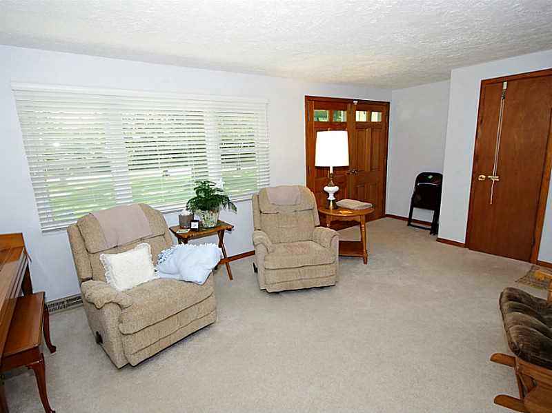 11644 Thompson Road Indianapolis, IN 46239 - Photo 16 of 24 Gallery Image 16