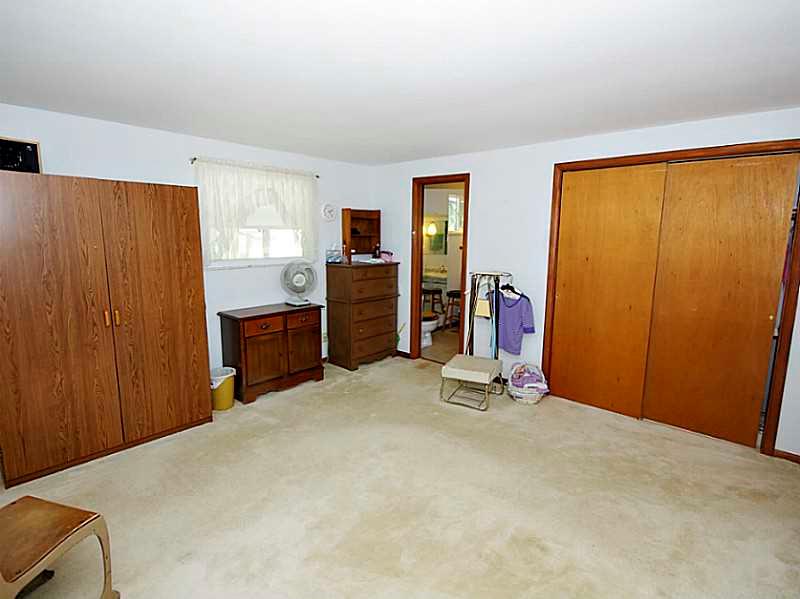 11644 Thompson Road Indianapolis, IN 46239 - Photo 20 of 24 Gallery Image 20
