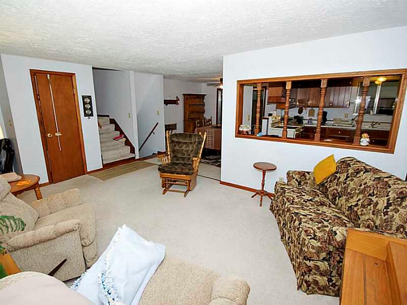 11644 Thompson Road Indianapolis, IN 46239 - Photo 5 of 24 Gallery Image 5