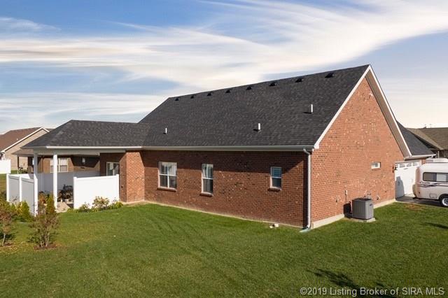 5616 Raintree Ridge Jeffersonville, IN 47130 - Photo 5 of 28 Gallery Image 5