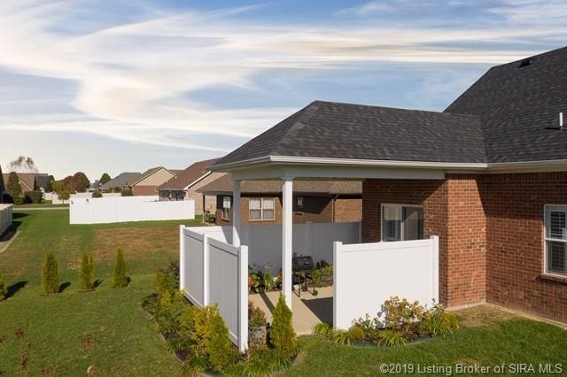 5616 Raintree Ridge Jeffersonville, IN 47130 - Photo 6 of 28 Gallery Image 6