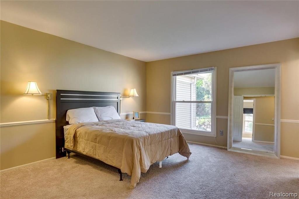 1187 Pine Ridge Court Rochester Hills, MI 48306 - Photo 14 of 27