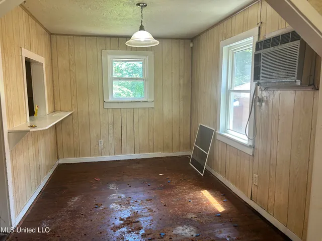 $40,000 | 3760 Douglas Avenue, Jackson, MS 39213