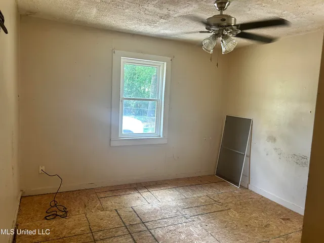 $40,000 | 3760 Douglas Avenue, Jackson, MS 39213