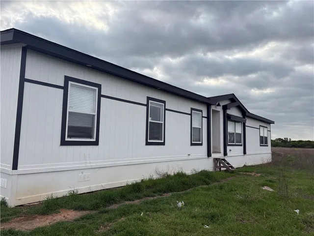 $400,000 | 182 Hcr 3268 Rd Mount, Mount Calm, TX 76673