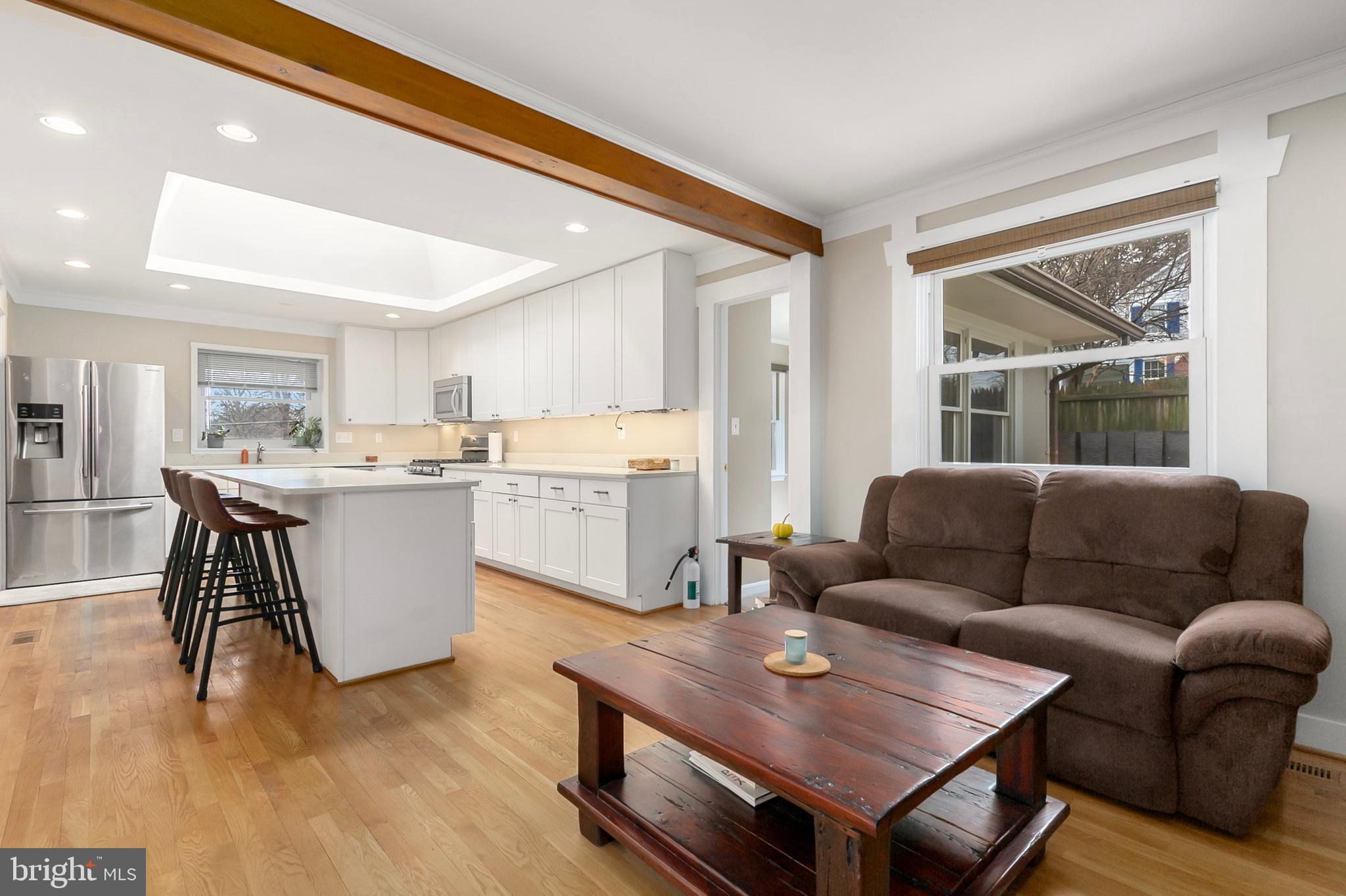 9329 Harvey Road Silver Spring, MD 20910 - Photo 11 of 56