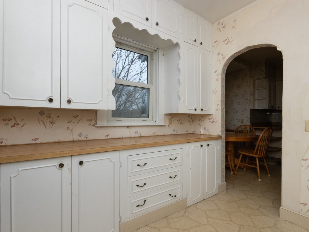 15 Langley Road Arlington, MA 02474 - Photo 12 of 42 Gallery Image 12