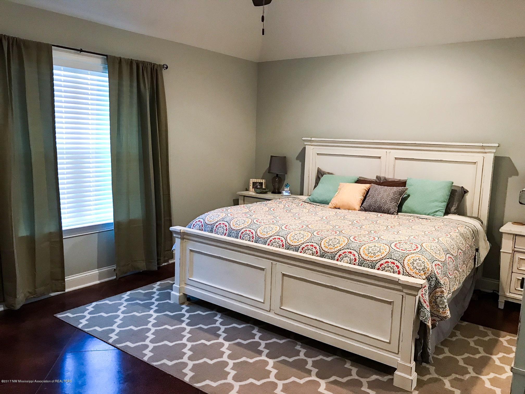 1670 Lyles Road Senatobia, MS 38668 - Photo 20 of 23 IMG_2574