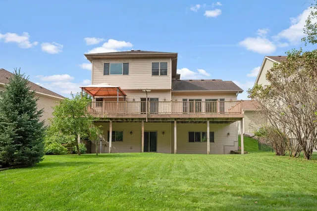 $550,000 | 1986 Laquey Avenue Northeast, St. Michael, MN 55376