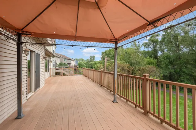 $550,000 | 1986 Laquey Avenue Northeast, St. Michael, MN 55376