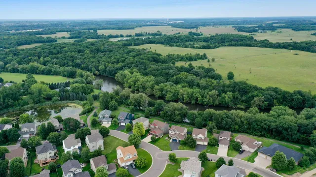 $550,000 | 1986 Laquey Avenue Northeast, St. Michael, MN 55376