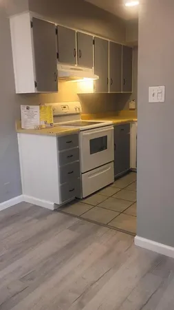 $1,250 | 2694 East Oakleaf Drive, Tempe, AZ 85288