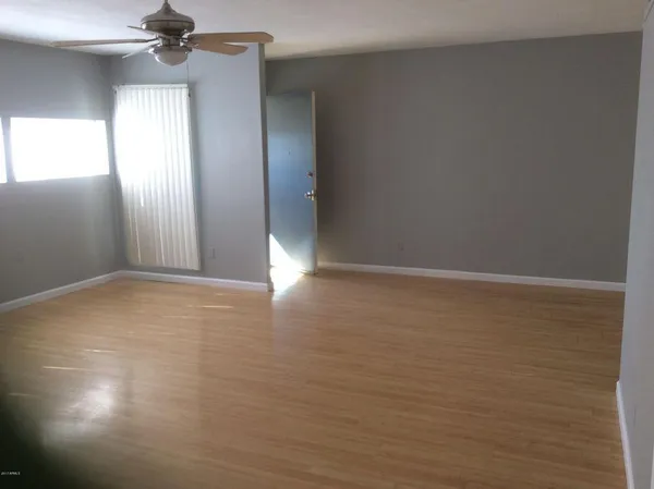 $1,250 | 2694 East Oakleaf Drive, Tempe, AZ 85288