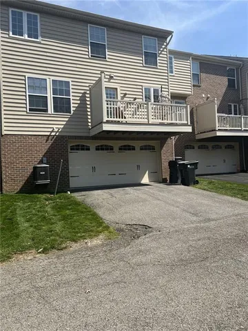 $380,000 | 411 Fairgate Drive, Wexford, PA 15090