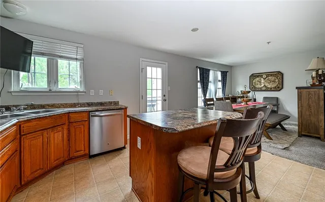 $380,000 | 411 Fairgate Drive, Wexford, PA 15090