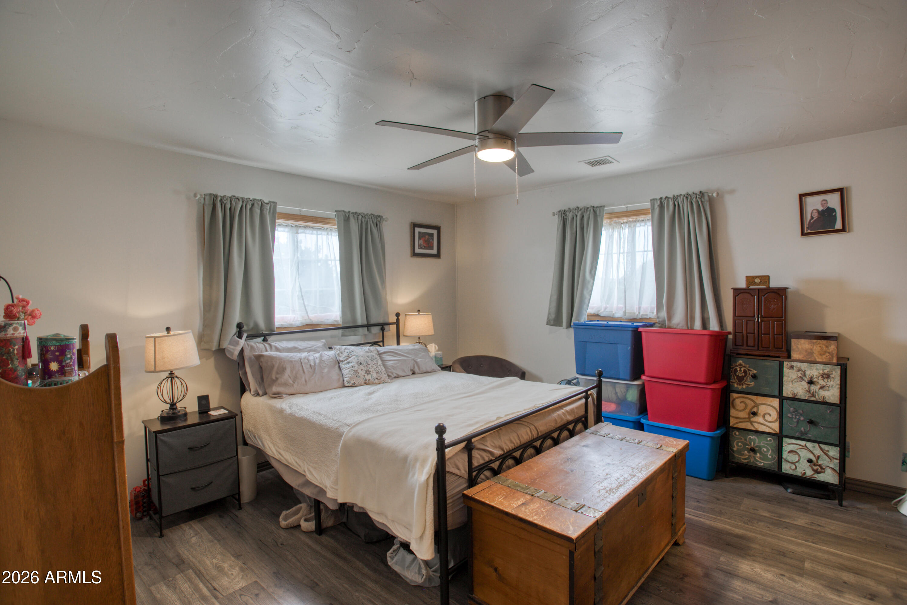 5 Co Road Show Low, AZ 85901 - Photo 17 of 39 a bed room with a bed and a television