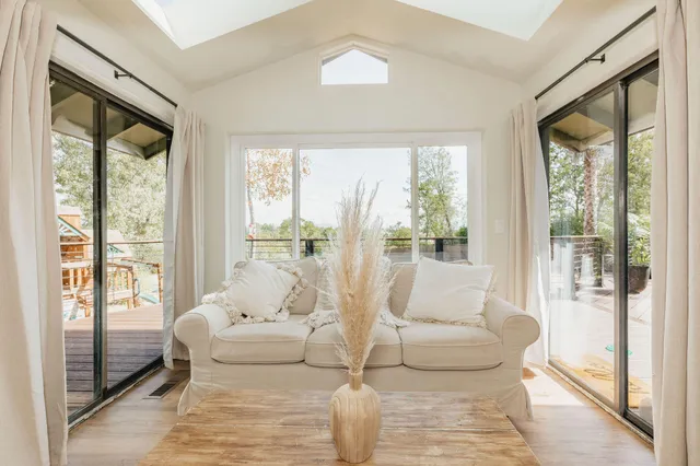 $685,000 | 4204 Sudden Wind Court, Redding, CA 96001