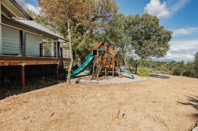 $685,000 | 4204 Sudden Wind Court, Redding, CA 96001