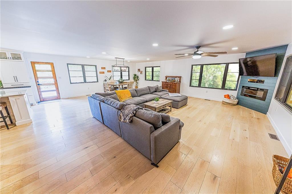 5932 Travis Road Greenwood, IN 46143 - Photo 3 of 48 Gallery Image 3