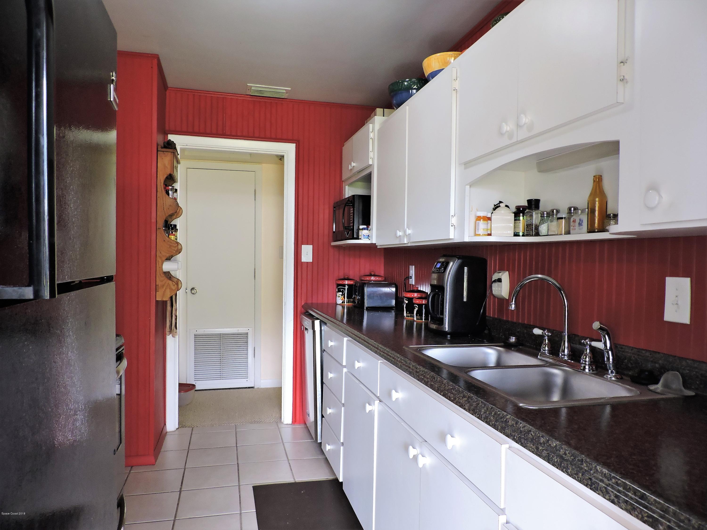 1217 Duke Way Cocoa, FL 32922 - Photo 5 of 16 Kitchen