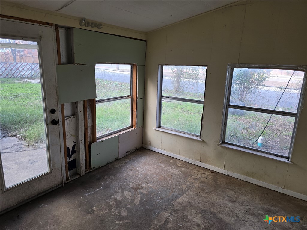 1002 South 7th Street Copperas Cove, TX 76522 - Photo 13 of 15