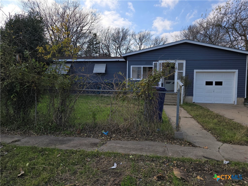 1002 South 7th Street Copperas Cove, TX 76522 - Photo 2 of 15