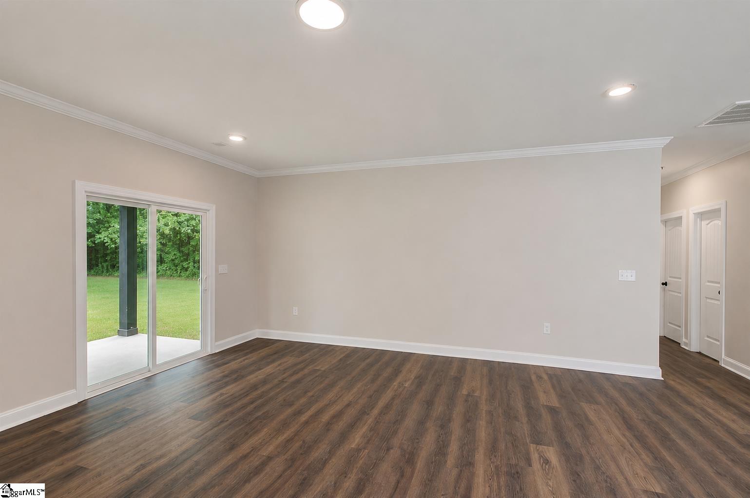 110 North 6th Street Easley, SC 29640 - Photo 8 of 22