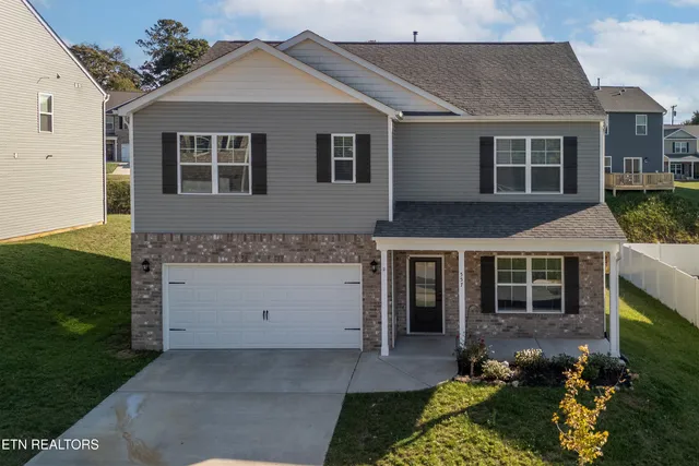 $379,900 | 557 Cliff Street, Morristown, TN 37814