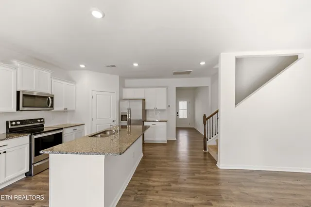 $379,900 | 557 Cliff Street, Morristown, TN 37814