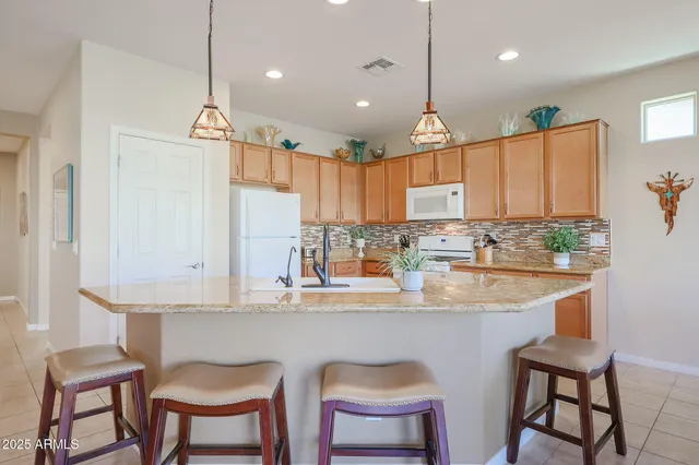 $404,900 | 17574 West Nighthawk Way, Goodyear, AZ 85338