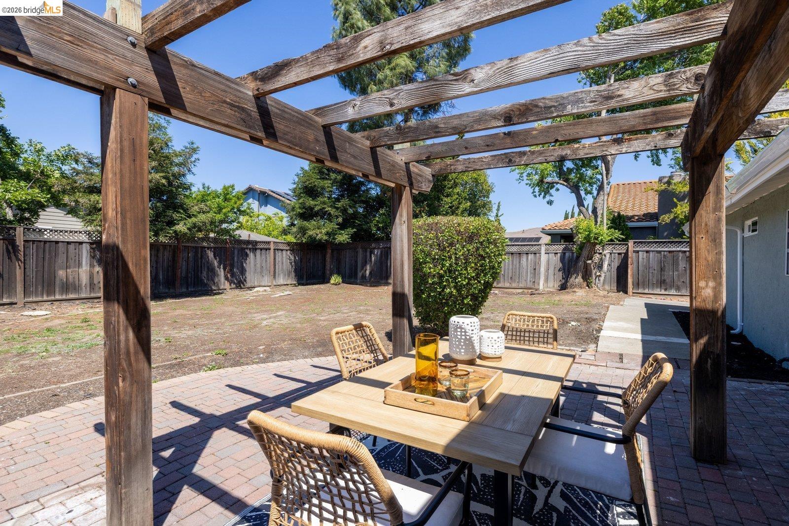 1827 Briscoe Lane Concord, CA 94521 - Photo 13 of 47