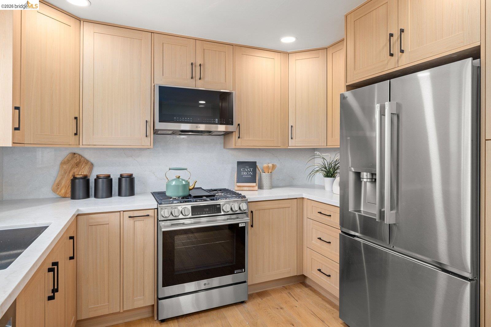 1827 Briscoe Lane Concord, CA 94521 - Photo 18 of 47