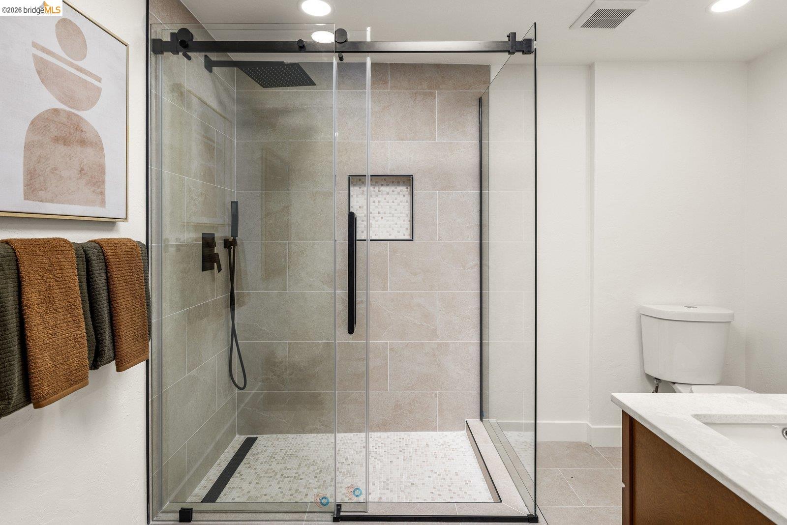 1827 Briscoe Lane Concord, CA 94521 - Photo 24 of 47