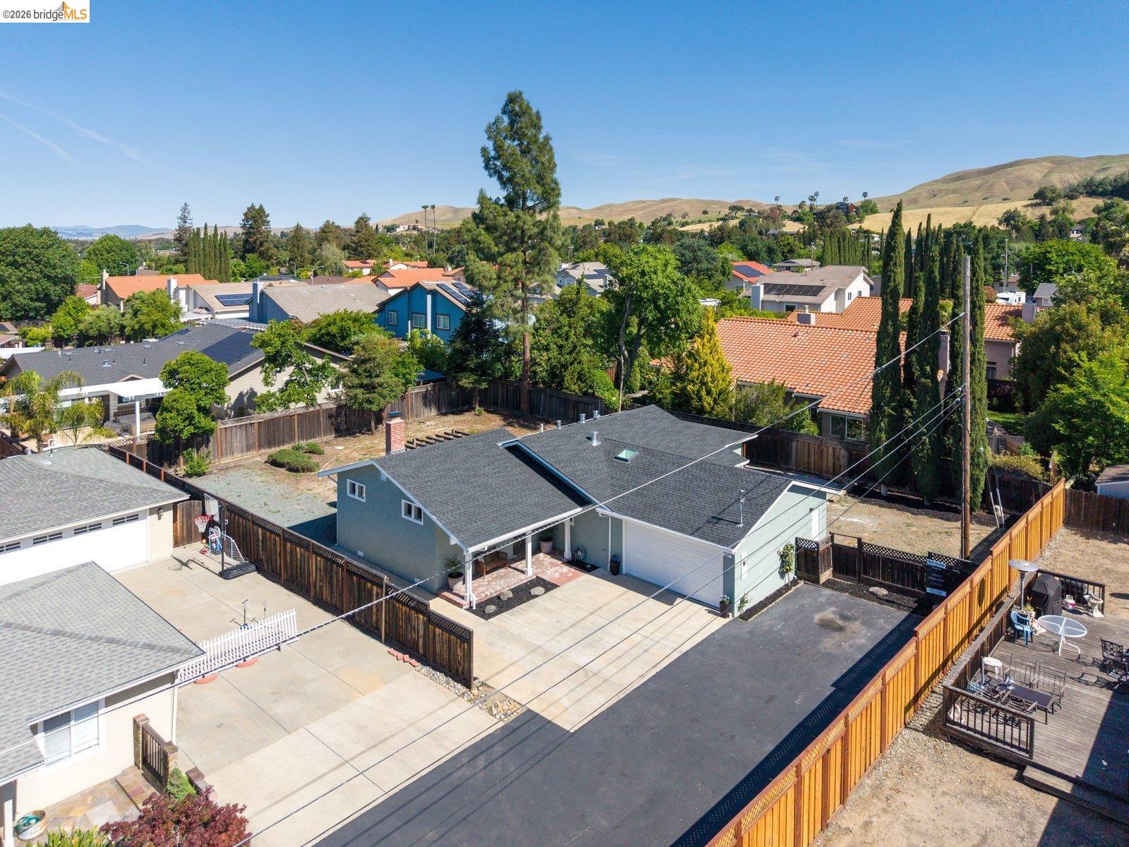 1827 Briscoe Lane Concord, CA 94521 - Photo 42 of 47