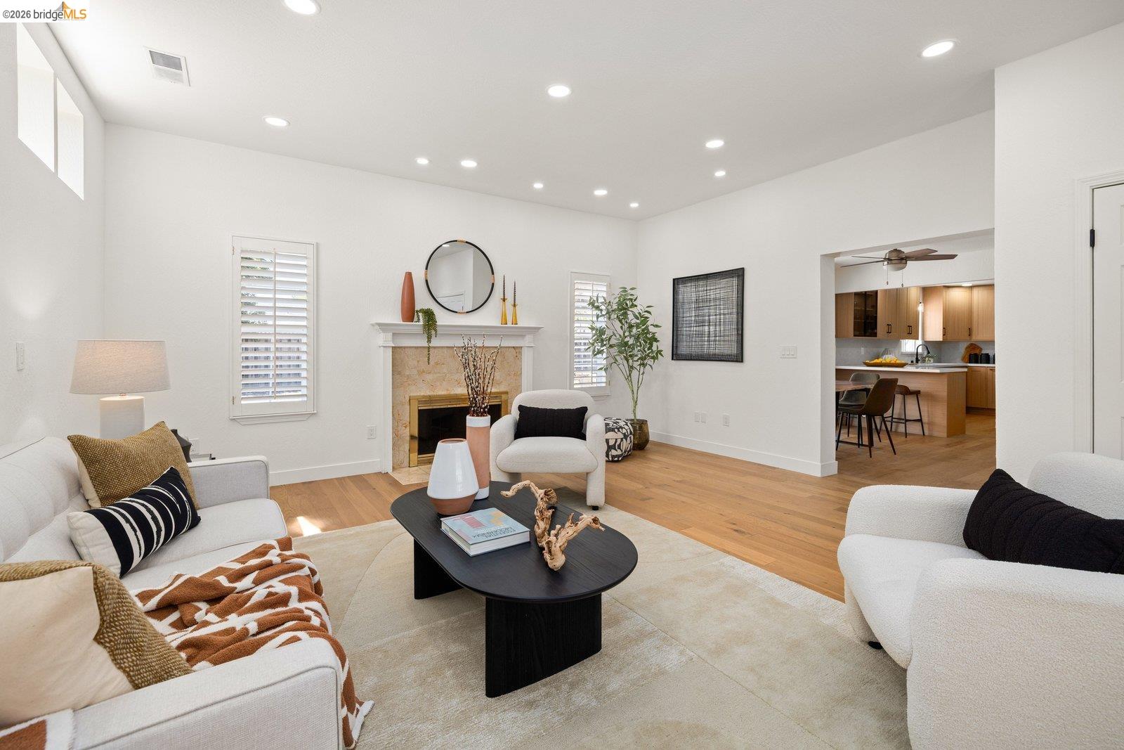 1827 Briscoe Lane Concord, CA 94521 - Photo 8 of 47