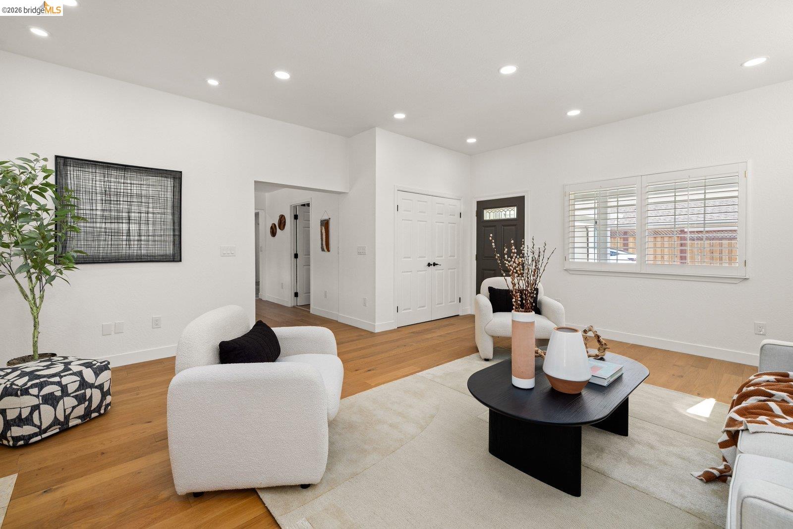 1827 Briscoe Lane Concord, CA 94521 - Photo 9 of 47