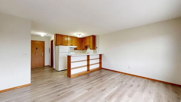 $895 | 2216 Pleasant Avenue, Unit 205, Minneapolis, MN 55404