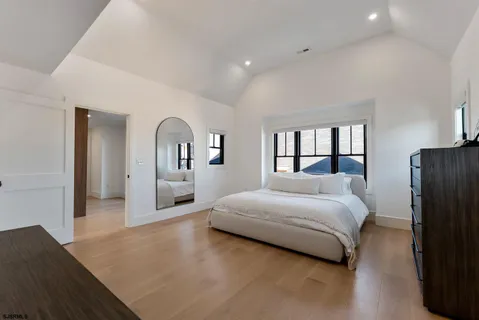 $8,999,000 | 1 South Sumner Avenue, Margate City, NJ 08402